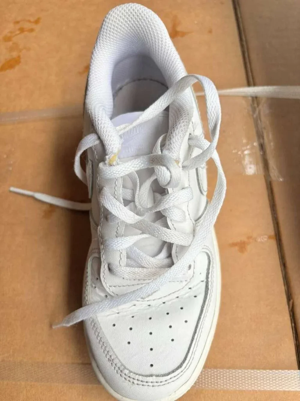 Nike Force 1 Low White Leather Toddler/Youth Sneakers size 1Y (A3)